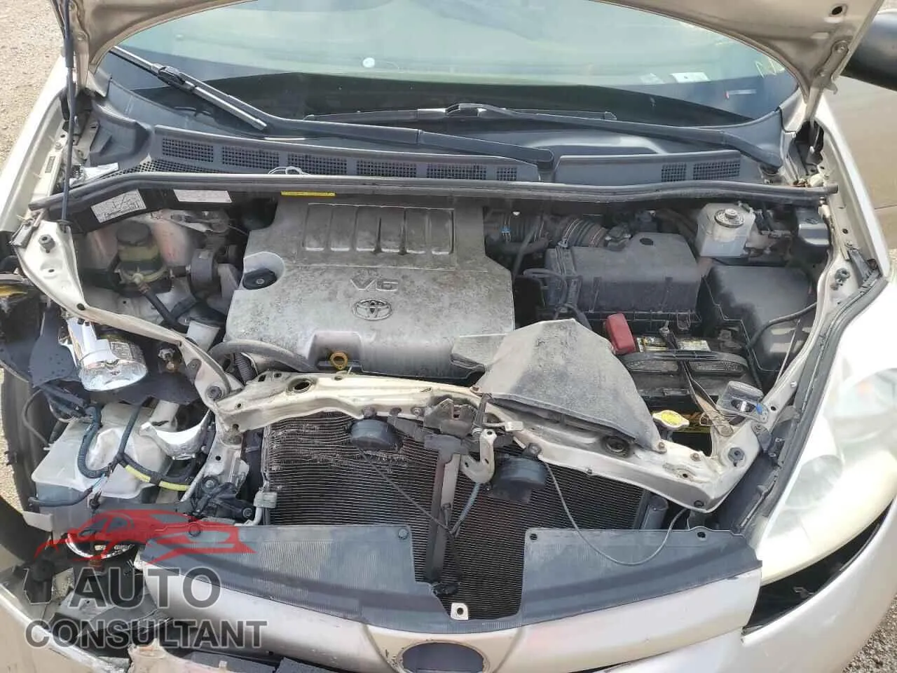 2010 TOYOTA All Models Damaged VIN 5TDKK4CC5AS319179 – photo 12