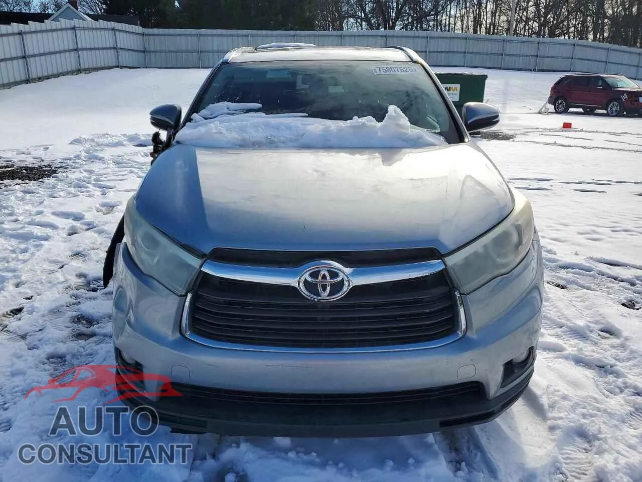 2015 TOYOTA HIGHLANDER Damaged VIN 5TDKKRFH6FS115664 – interior seats