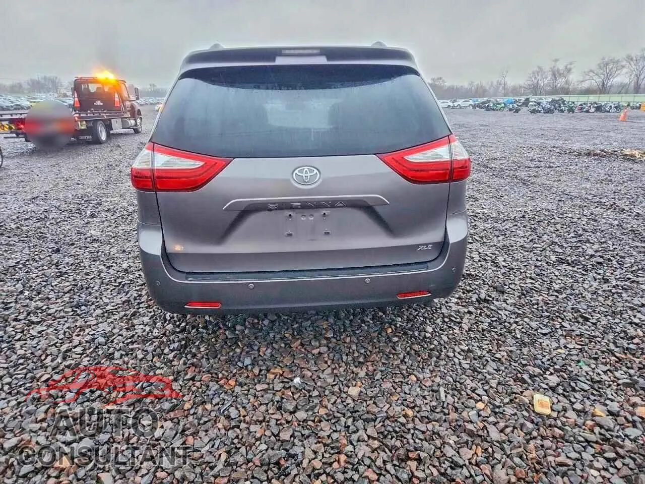 2015 TOYOTA All Models Damaged VIN 5TDYK3DC6FS683704 – engine bay