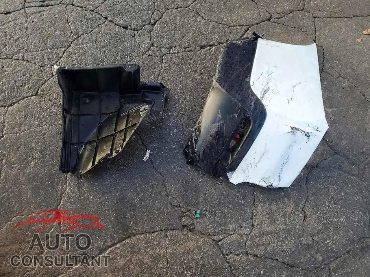 2011 TOYOTA HIGHLANDER Damaged VIN 5TDYK3EH5BS048588 – photo 13 2011 TOYOTA HIGHLANDER Damaged VIN 5TDYK3EH5BS048588 – photo 13