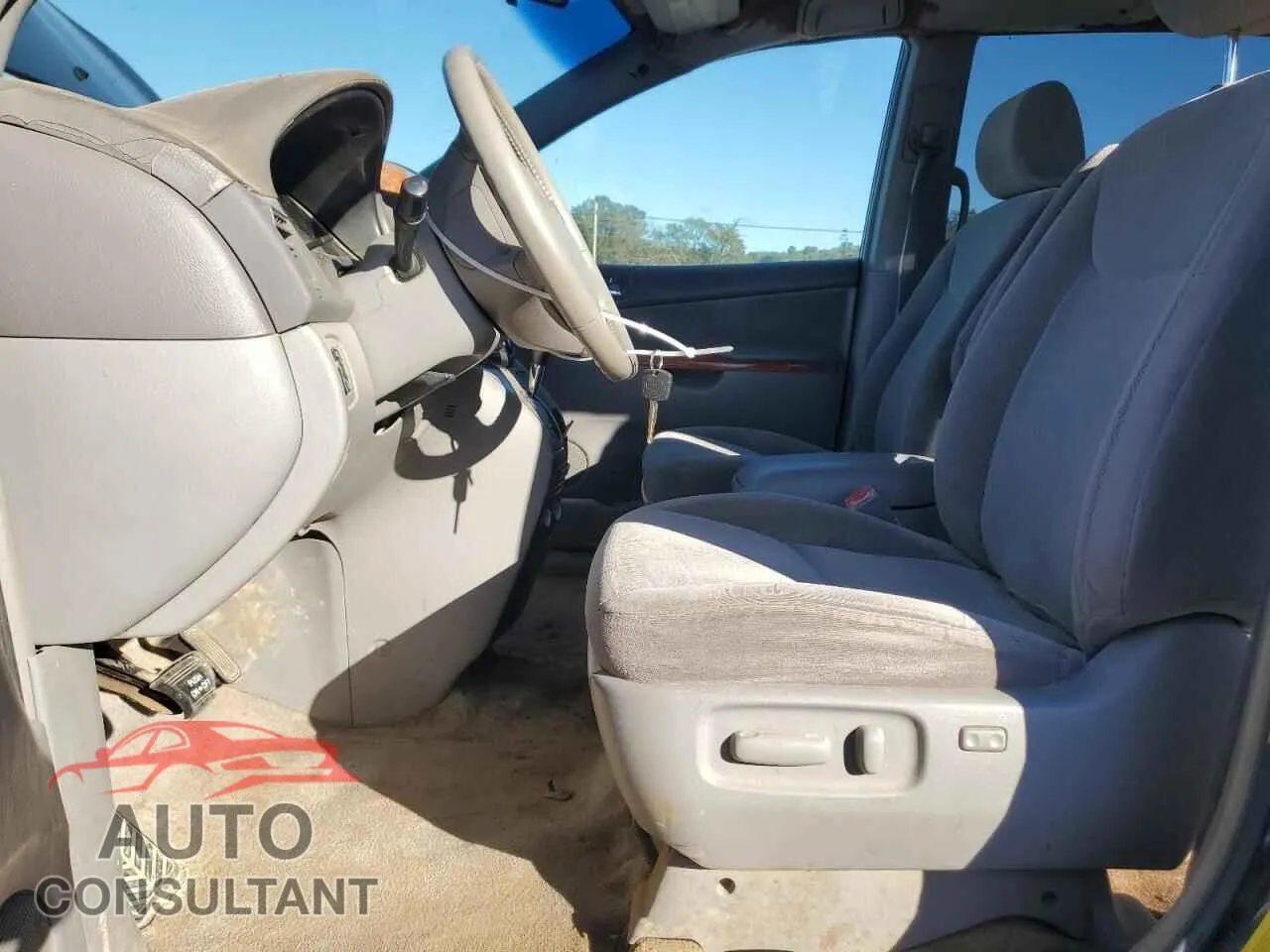 2006 TOYOTA All Models Damaged VIN 5TDZA22C36S542190 – exterior detail