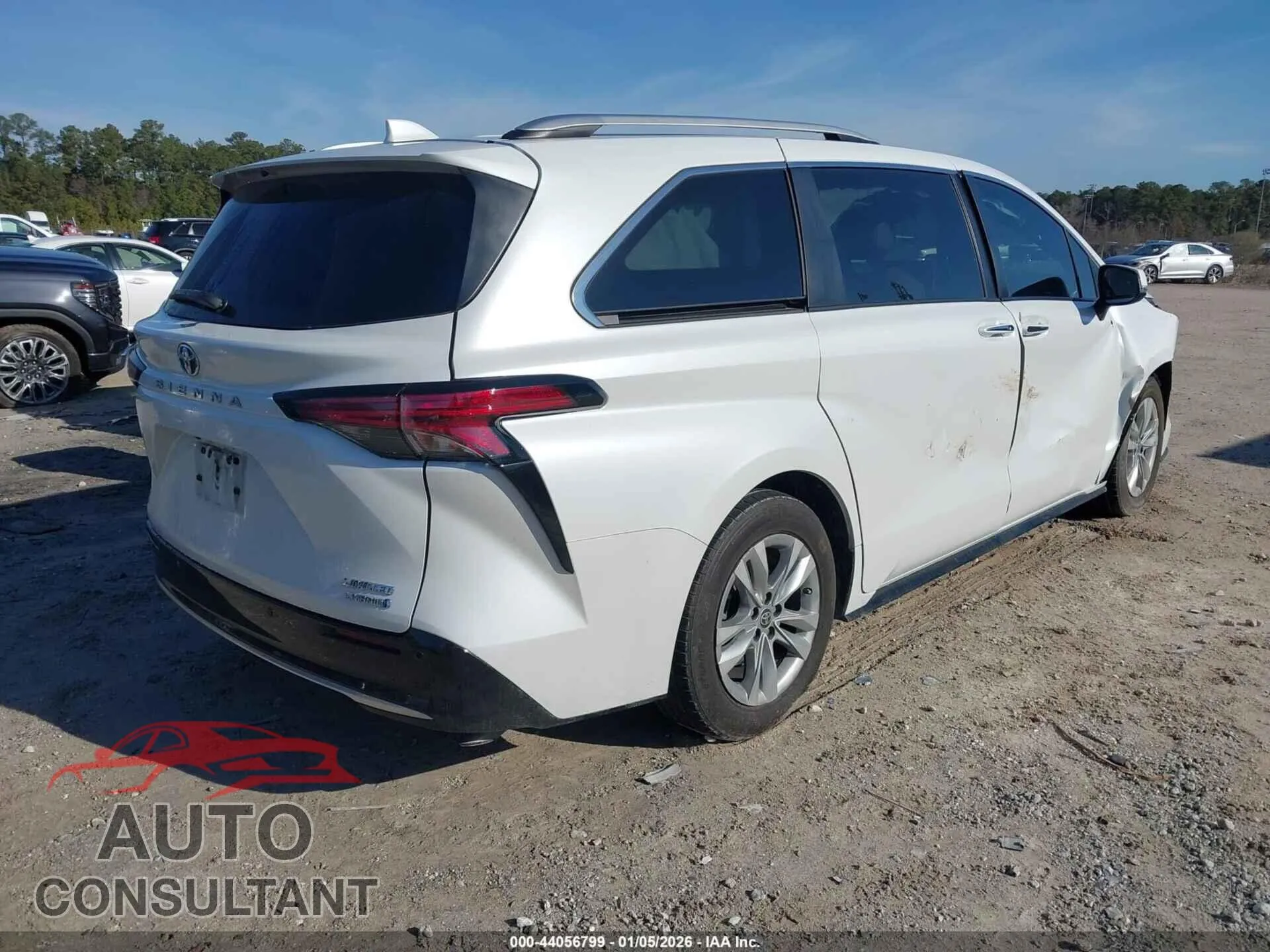 2022 TOYOTA SIENNA Damaged VIN 5TDZRKEC4NS110307 – dashboard