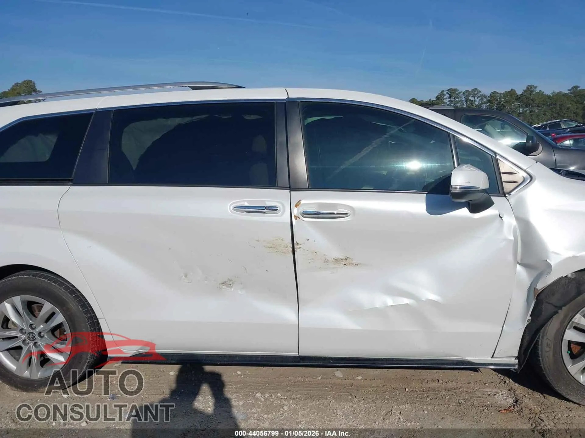 2022 TOYOTA SIENNA Damaged VIN 5TDZRKEC4NS110307 – photo 13