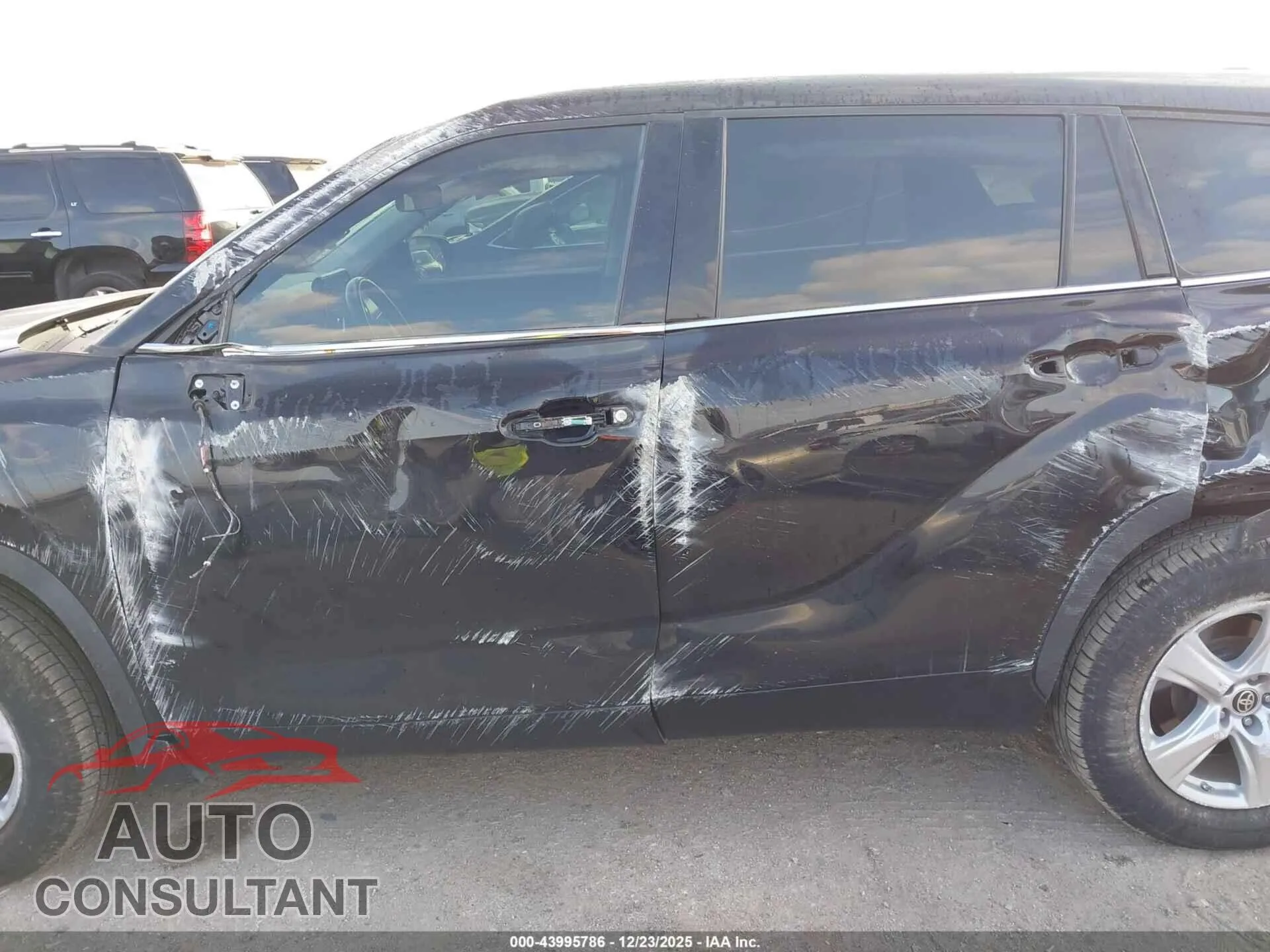 2021 TOYOTA HIGHLANDER Damaged VIN 5TDZZRAH8MS058625 – photo 14