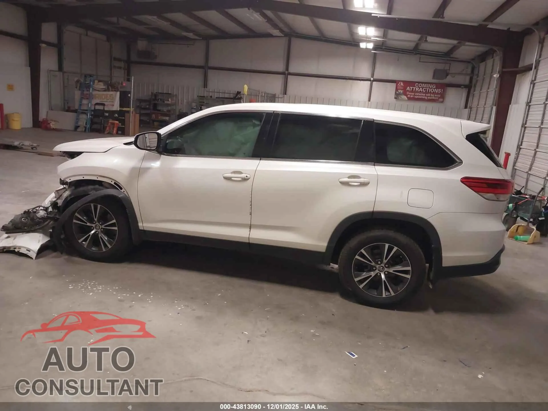 2019 TOYOTA HIGHLANDER Damaged VIN 5TDZZRFH0KS339470 – photo 15