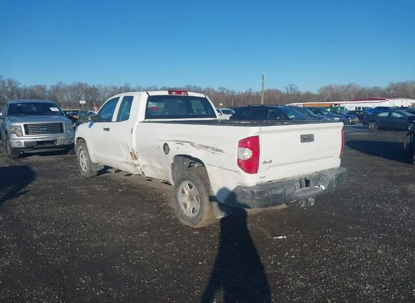 2017 TOYOTA Tundra Used VIN 5TFCY5F17HX021000 – exterior detail