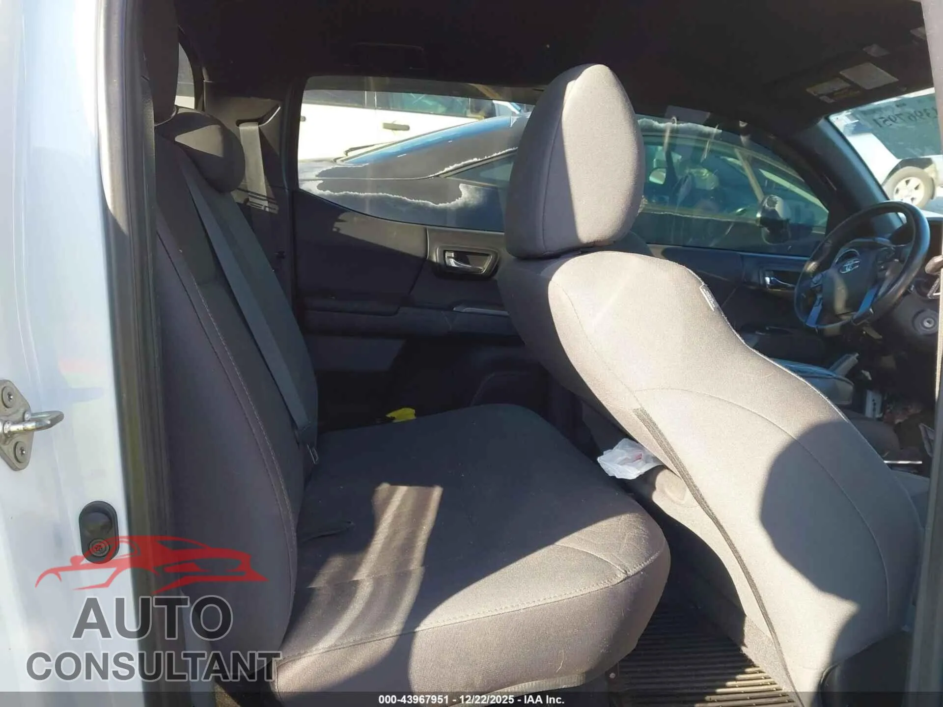 2019 TOYOTA TACOMA Damaged VIN 5TFCZ5AN0KX177605 – undercarriage