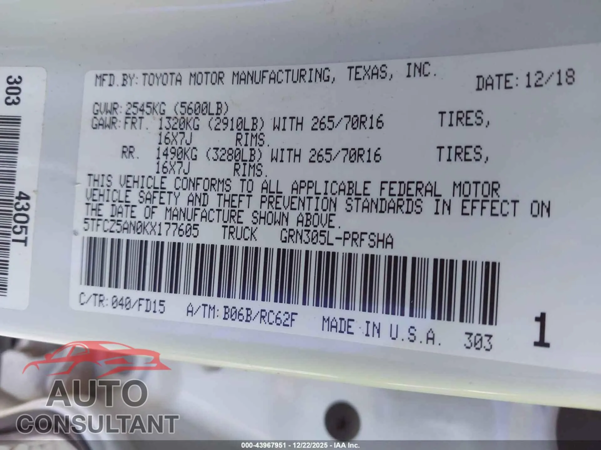 2019 TOYOTA TACOMA Damaged VIN 5TFCZ5AN0KX177605 – trunk area
