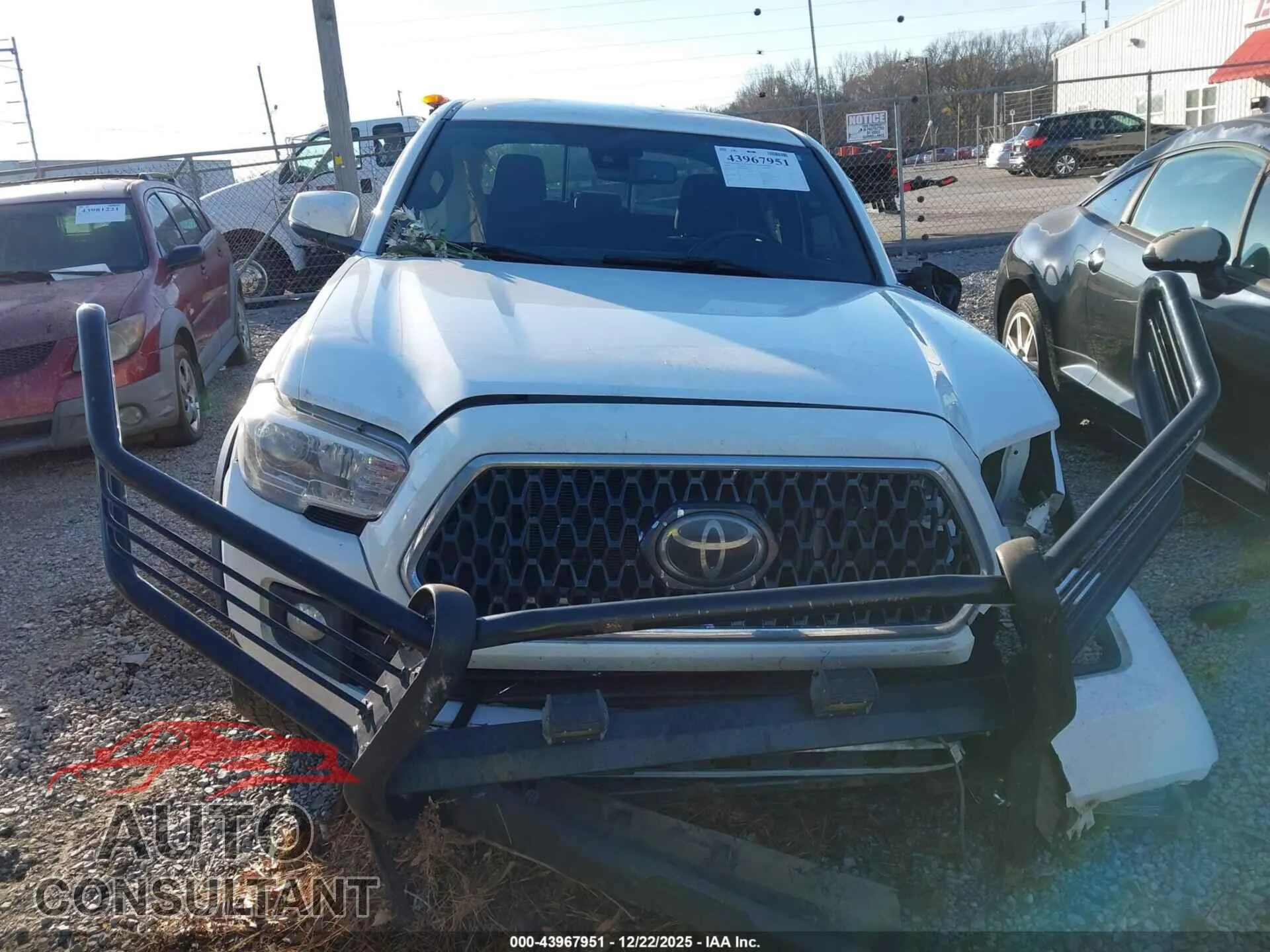 2019 TOYOTA TACOMA Damaged VIN 5TFCZ5AN0KX177605 – photo 11