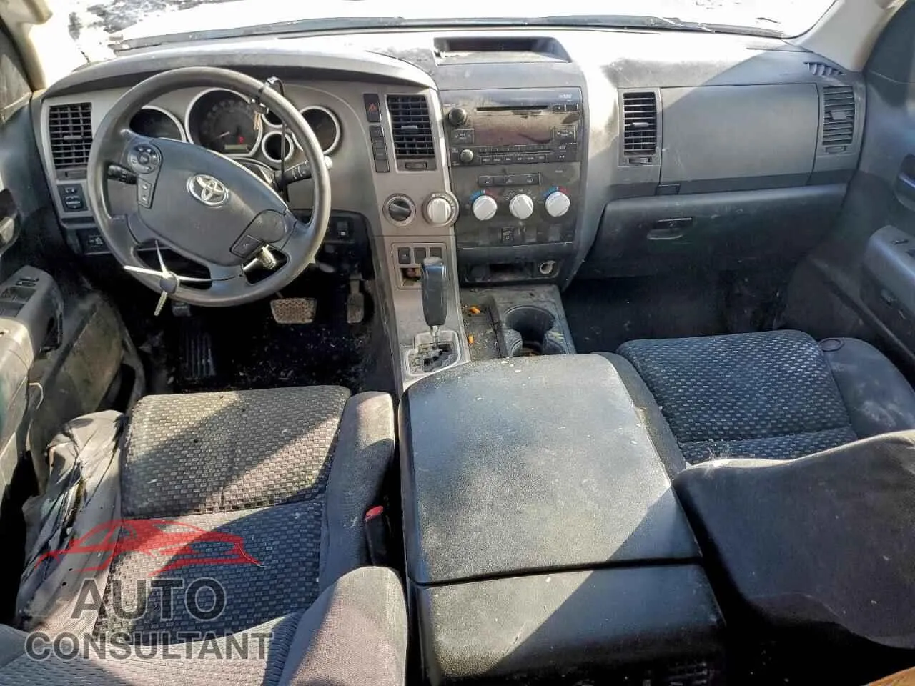 2011 TOYOTA TUNDRA Damaged VIN 5TFDW5F13BX179867 – undercarriage