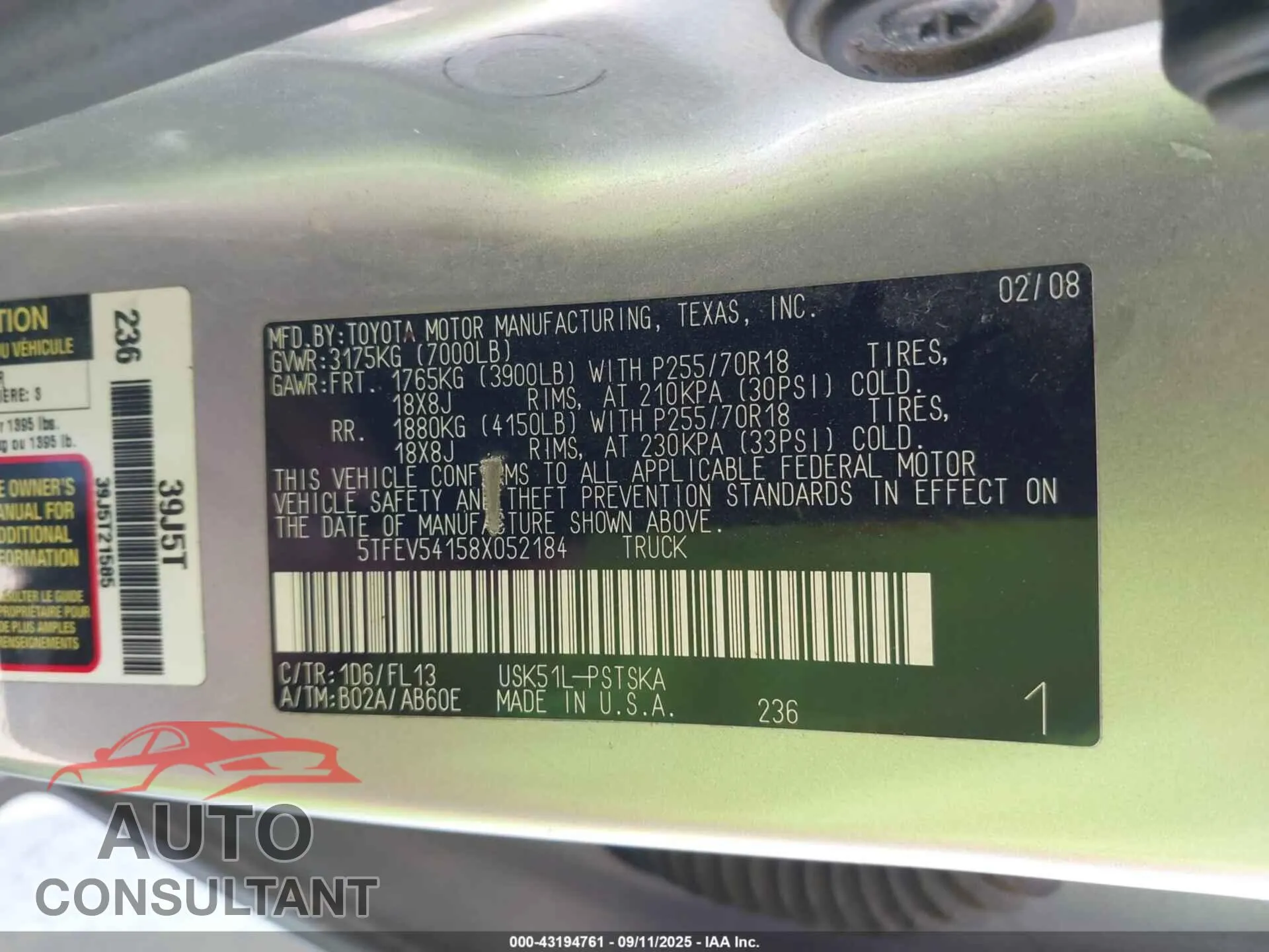 2008 TOYOTA TUNDRA Damaged VIN 5TFEV54158X052184 – trunk area