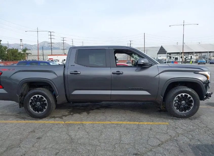 2024 TOYOTA TUNDRA Used VIN 5TFLA5DB2RX171128 – exterior detail