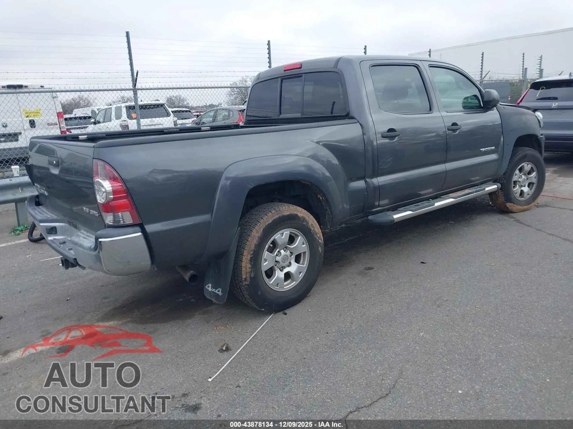 2013 TOYOTA TACOMA Damaged VIN 5TFMU4FN7DX018296 – dashboard