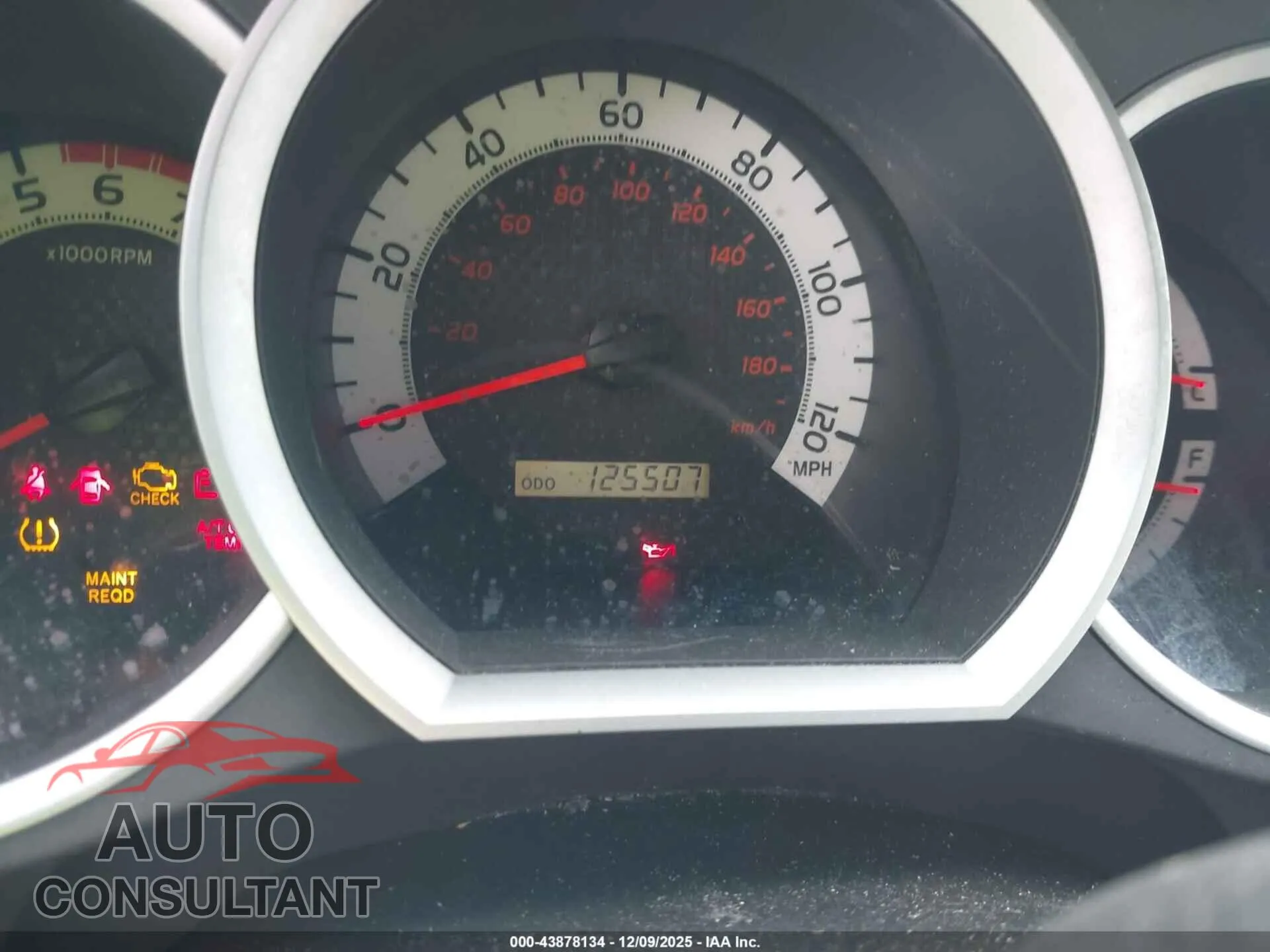 2013 TOYOTA TACOMA Damaged VIN 5TFMU4FN7DX018296 – exterior detail