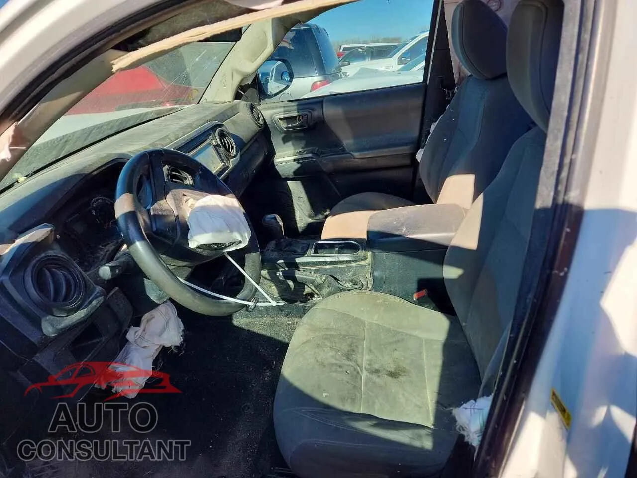 2016 TOYOTA TACOMA Damaged VIN 5TFRX5GN3GX073799 – exterior detail