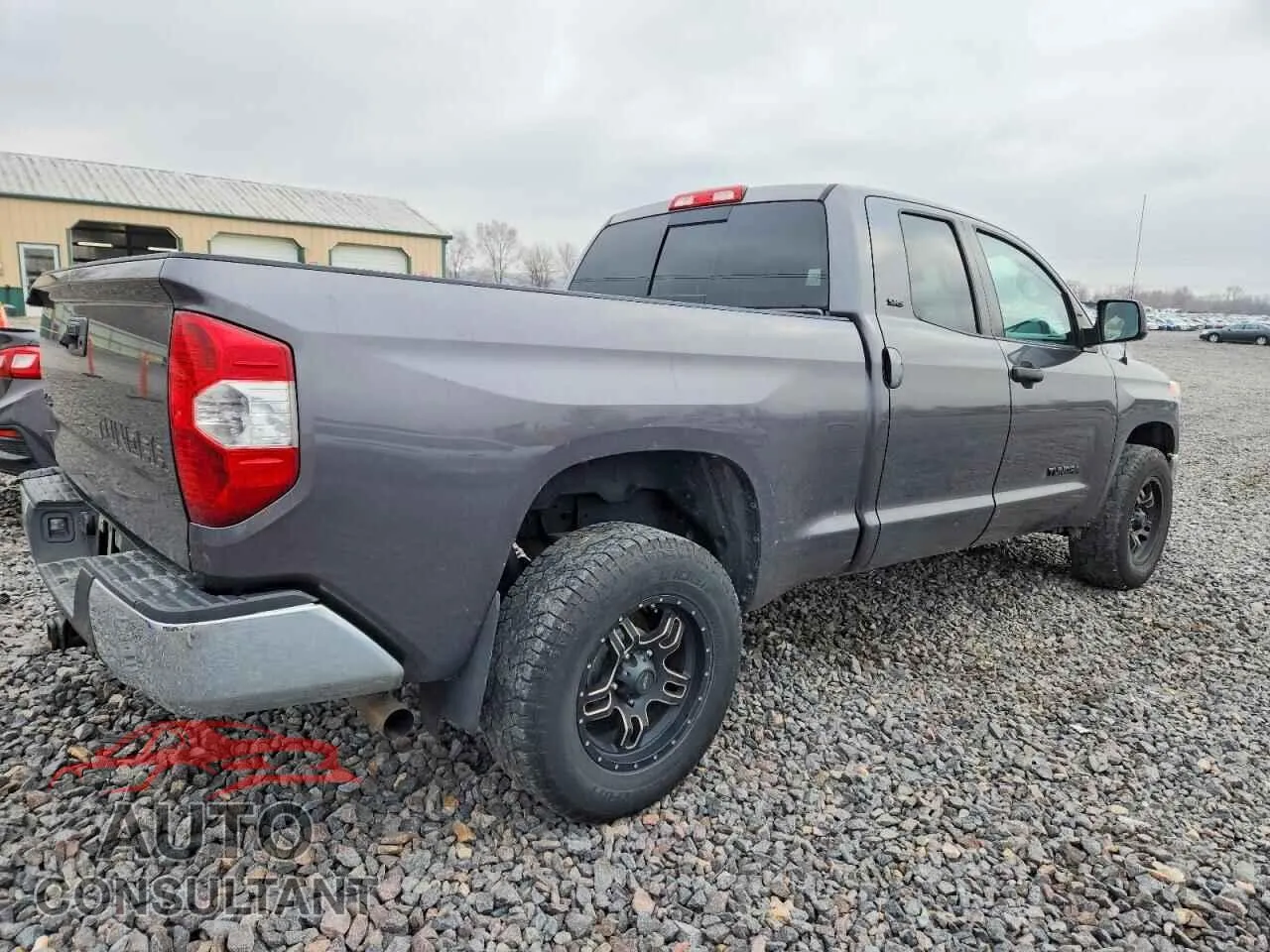 2014 TOYOTA TUNDRA Damaged VIN 5TFUM5F12EX057186 – side profile