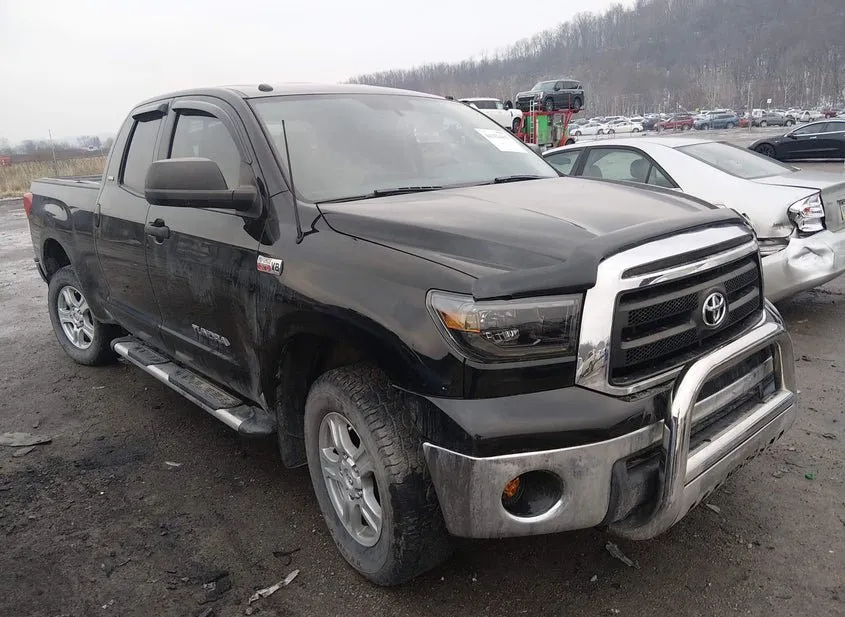 2012 TOYOTA Tundra Used VIN 5TFUW5F10CX255885 – trunk area