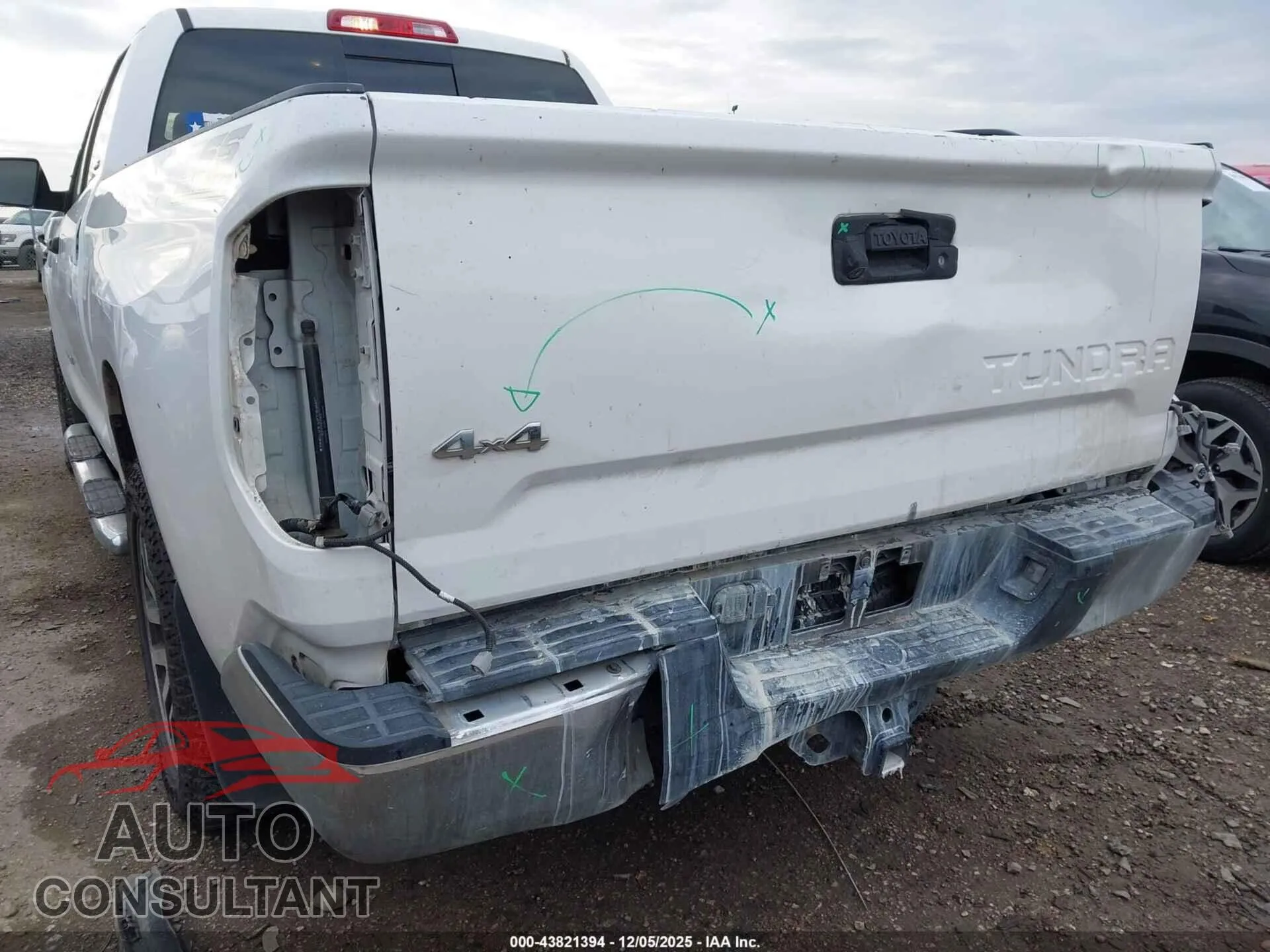 2018 TOYOTA TUNDRA Damaged VIN 5TFUW5F17JX716416 – engine bay