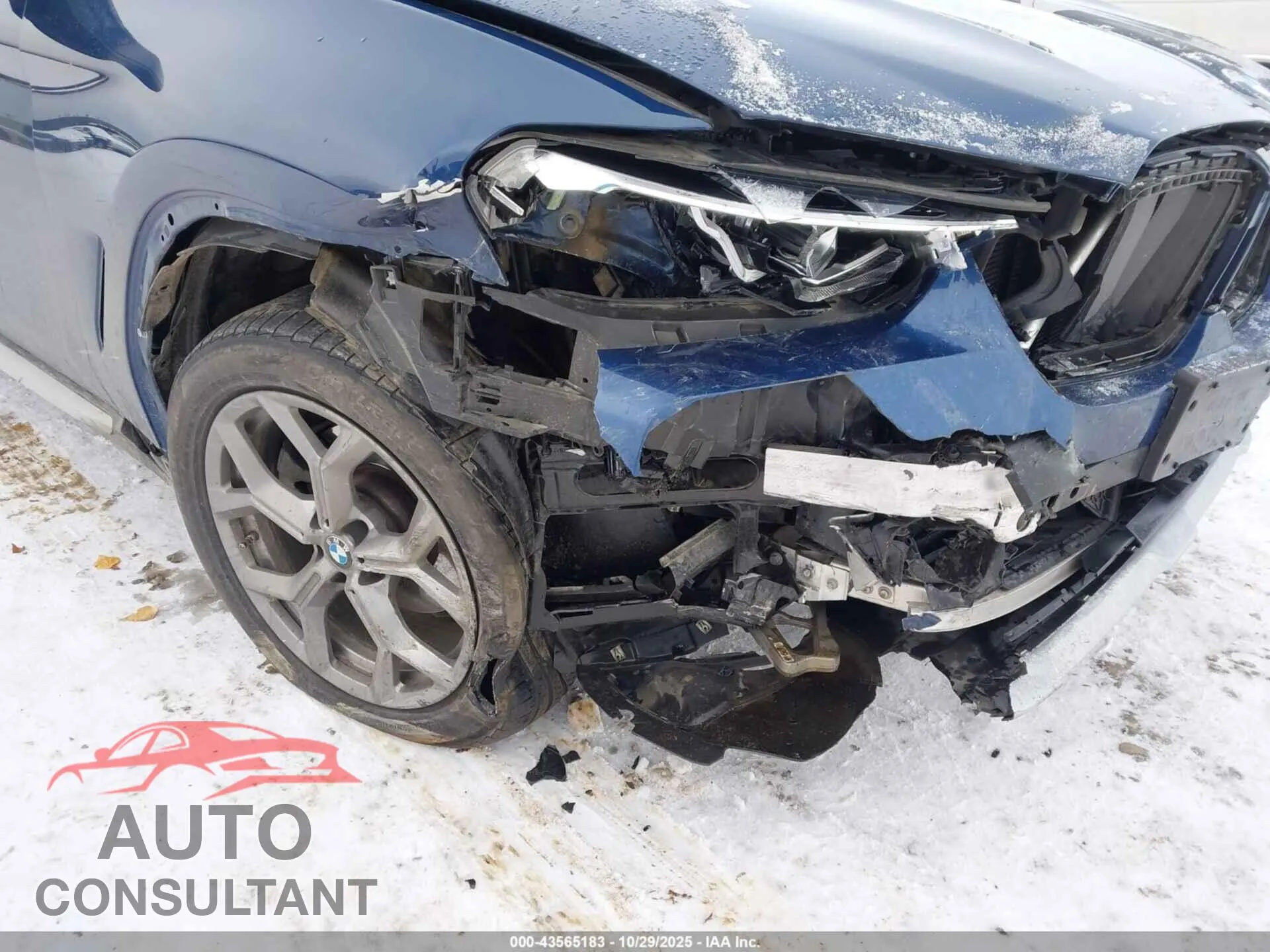 2022 BMW X3 Damaged VIN 5UX53DP07N9L16667 – engine bay 2022 BMW X3 Damaged VIN 5UX53DP07N9L16667 – engine bay