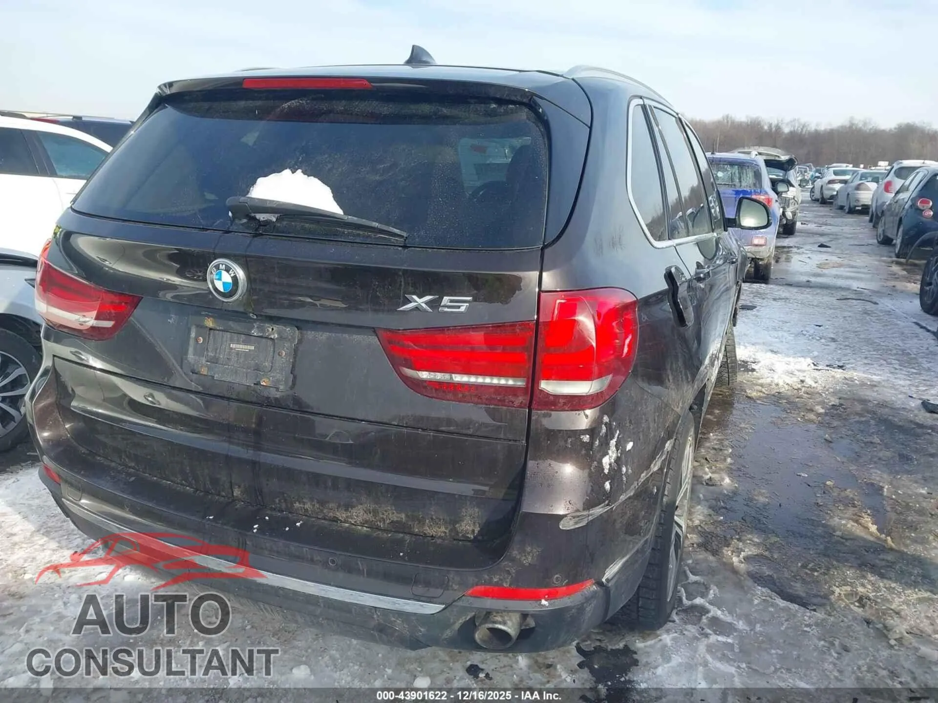 2014 BMW X5 Damaged VIN 5UXKR0C52E0K45006 – dashboard