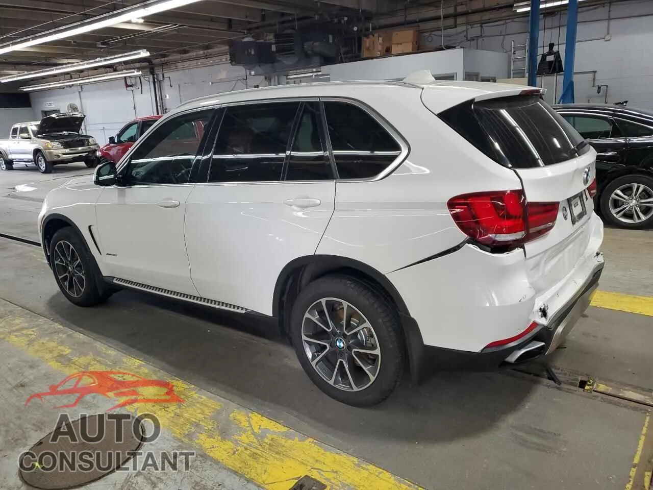 2018 BMW X5 Damaged VIN 5UXKR0C53JL077210 – rear exterior 2018 BMW X5 Damaged VIN 5UXKR0C53JL077210 – rear exterior