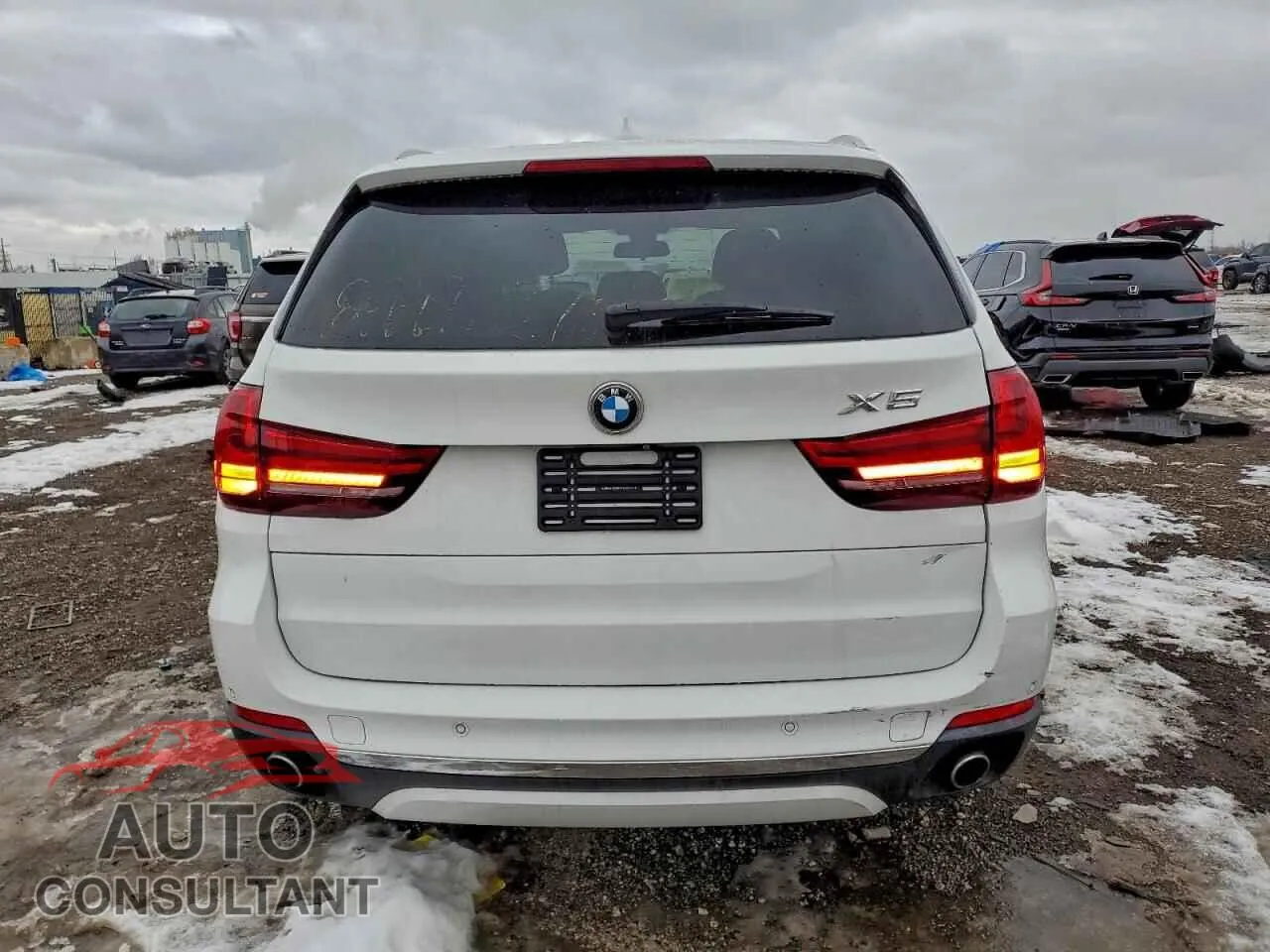 2017 BMW X5 Damaged VIN 5UXKR0C54H0V50155 – engine bay 2017 BMW X5 Damaged VIN 5UXKR0C54H0V50155 – engine bay