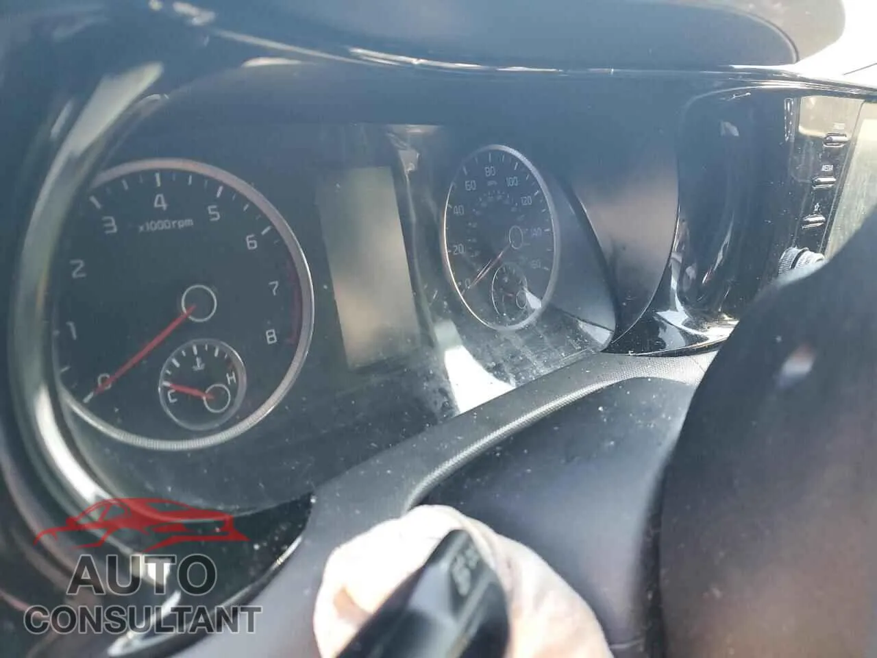 2022 KIA K5 Damaged VIN 5XXG14J2XNG166258 – trunk area 2022 KIA K5 Damaged VIN 5XXG14J2XNG166258 – trunk area