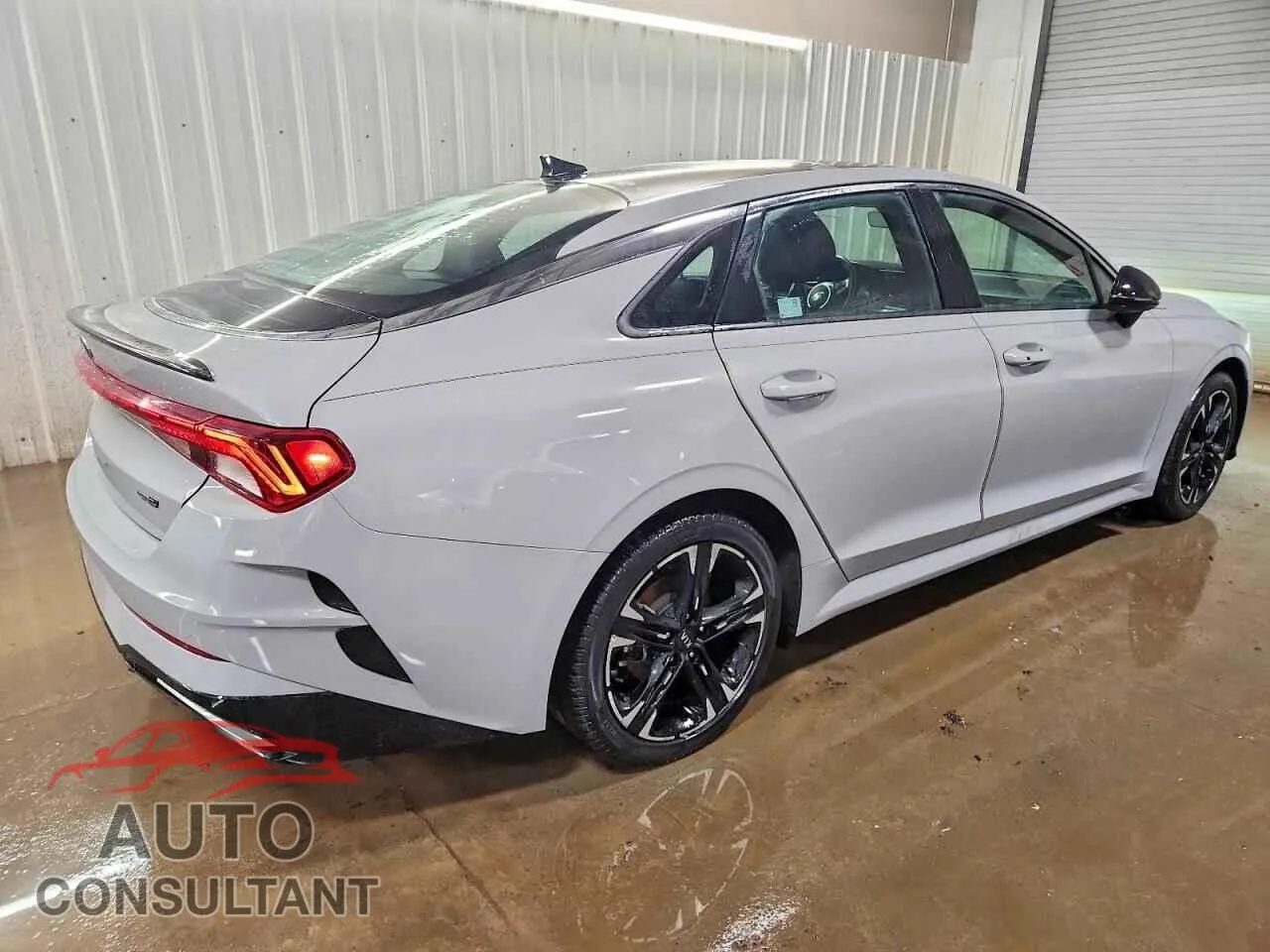 2021 KIA K5 Damaged VIN 5XXG64J24MG002634 – side profile