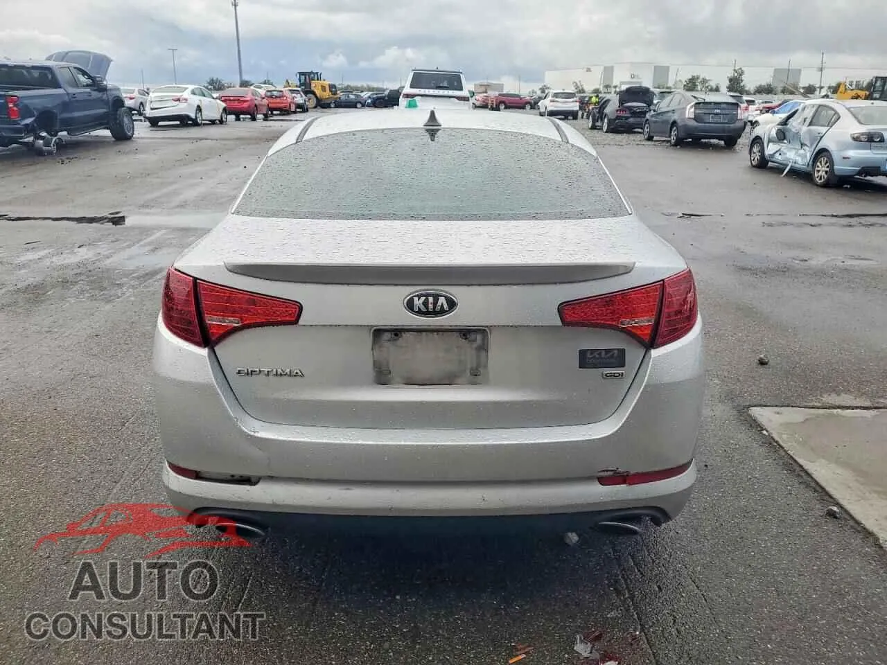 2013 KIA OPTIMA Damaged VIN 5XXGM4A75DG181039 – engine bay