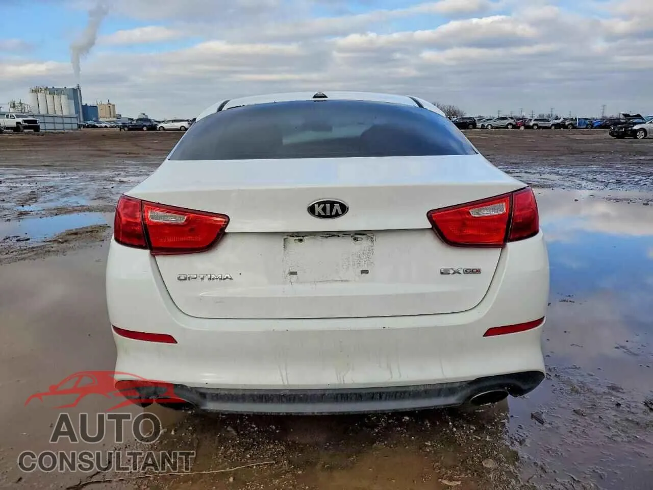 2015 KIA OPTIMA Damaged VIN 5XXGN4A72FG368917 – engine bay