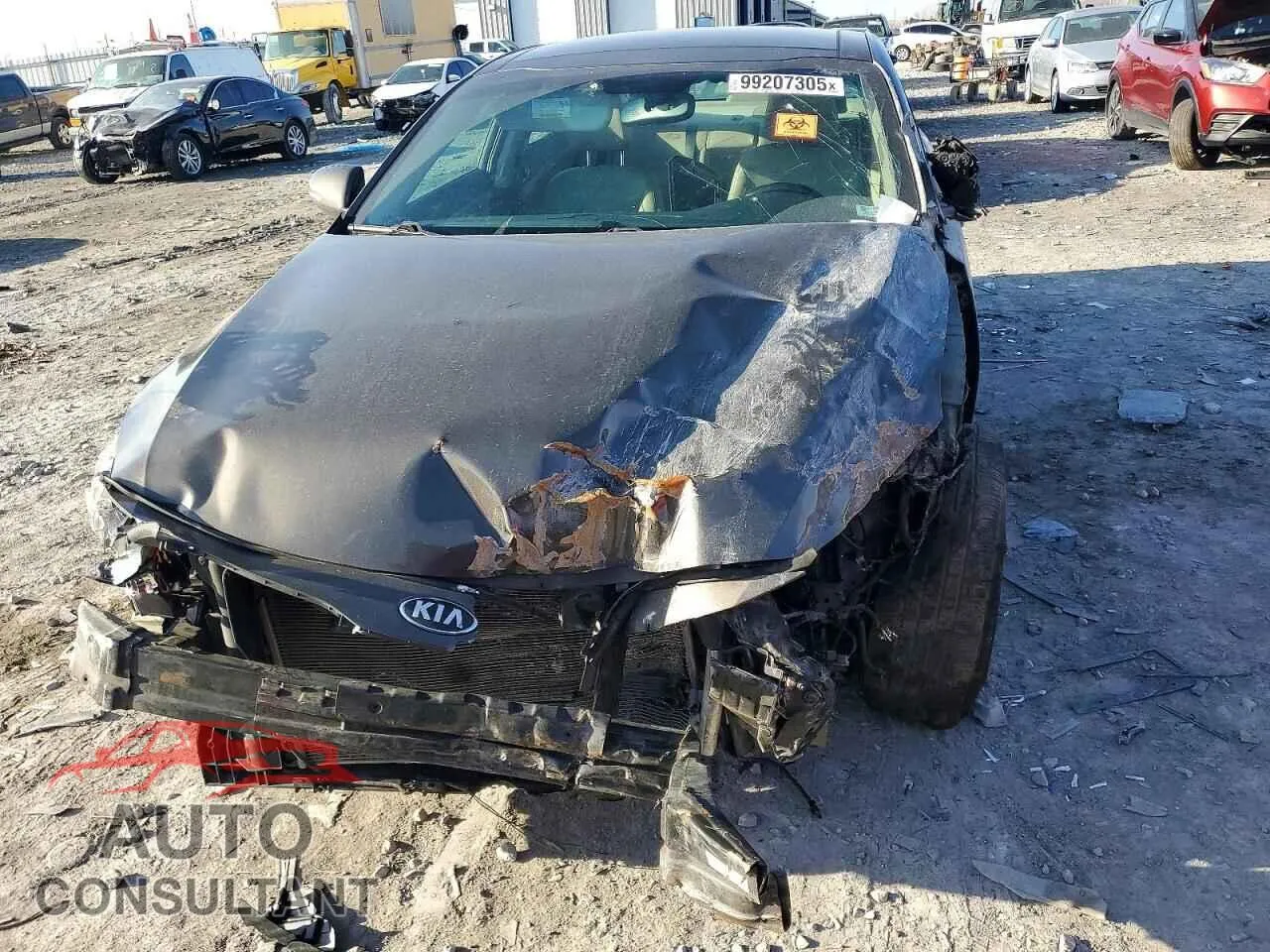 2013 KIA OPTIMA Damaged VIN 5XXGN4A79DG255236 – interior seats