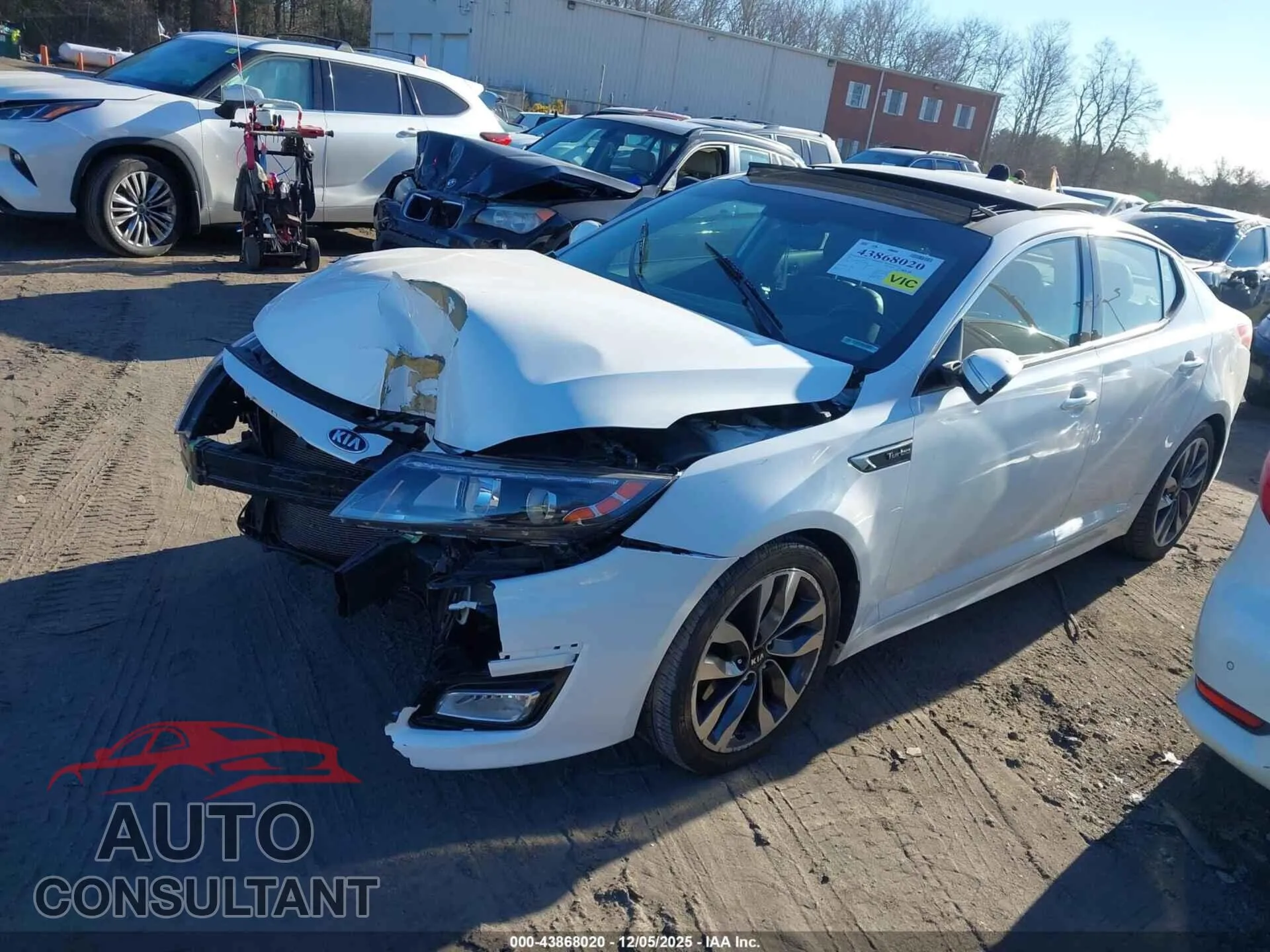 2015 KIA OPTIMA Damaged VIN 5XXGR4A63FG459934 – rear exterior
