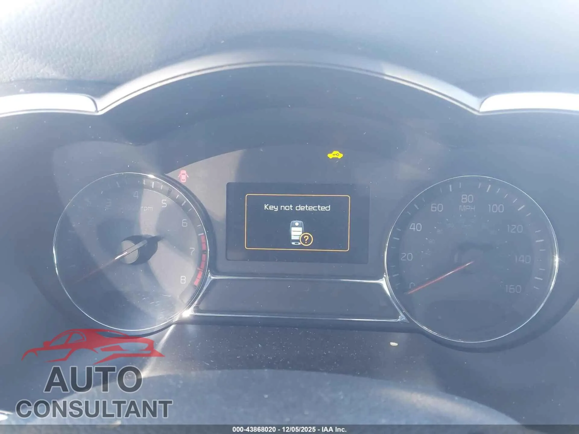 2015 KIA OPTIMA Damaged VIN 5XXGR4A63FG459934 – exterior detail