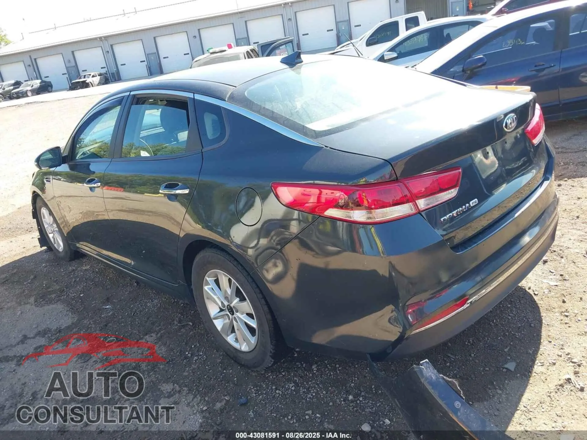 2016 KIA OPTIMA Damaged VIN 5XXGT4L32GG028099 – side profile