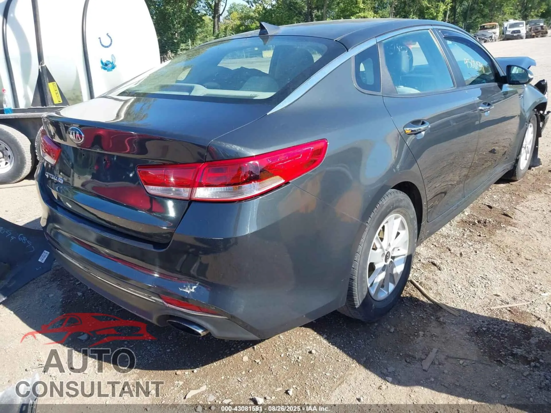 2016 KIA OPTIMA Damaged VIN 5XXGT4L32GG028099 – dashboard