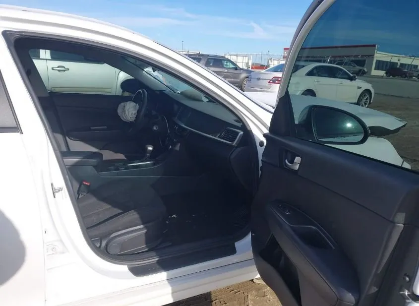 2020 KIA Optima Used VIN 5XXGT4L33LG432491 – side profile