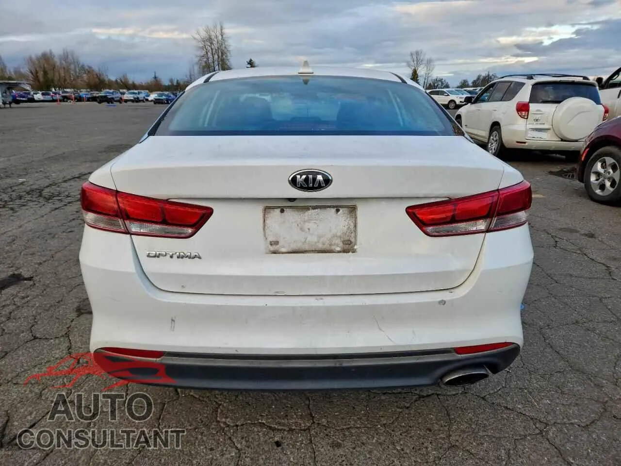 2016 KIA OPTIMA Damaged VIN 5XXGT4L36GG072638 – engine bay