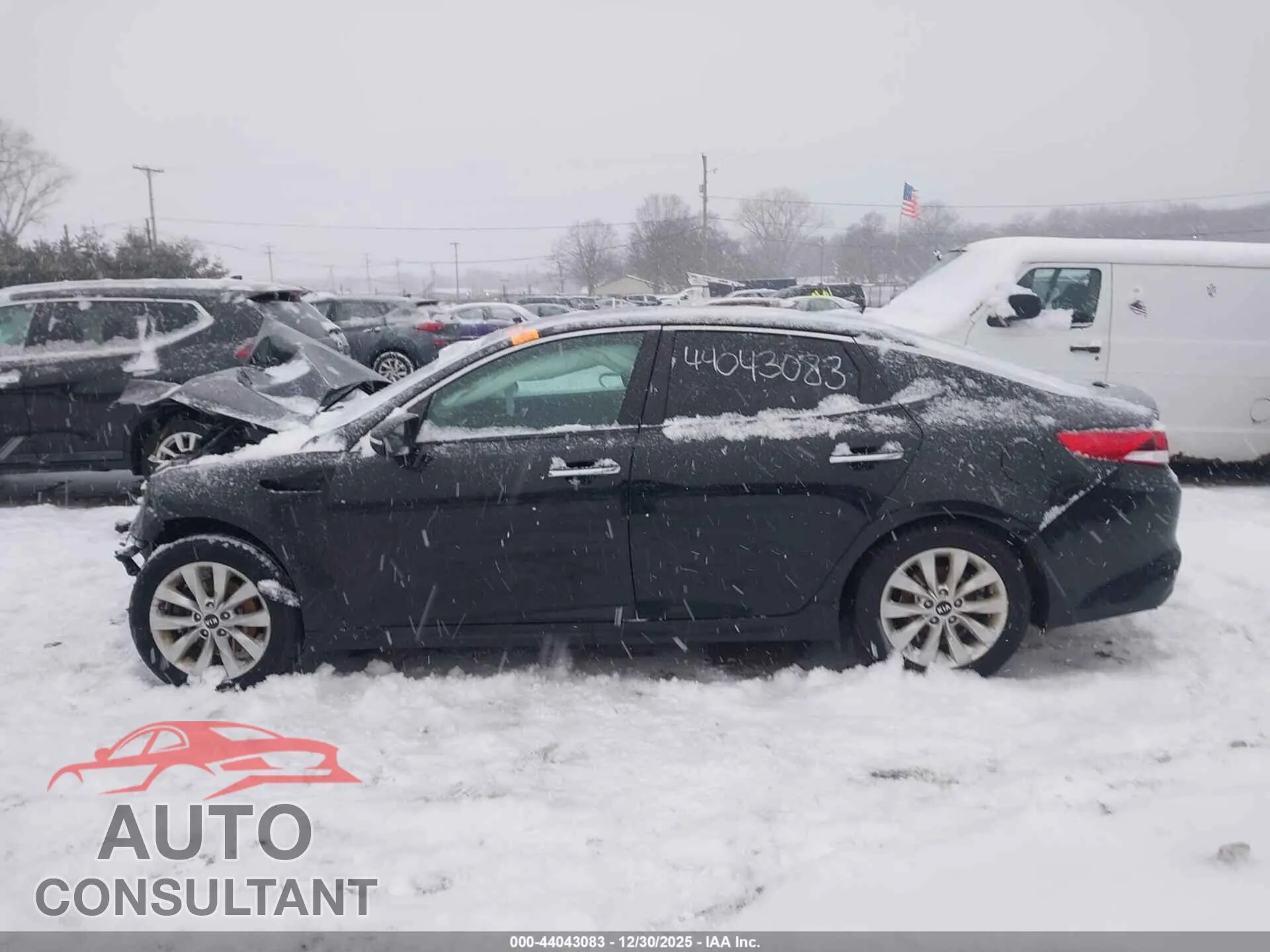 2017 KIA OPTIMA Damaged VIN 5XXGT4L36HG171106 – photo 14 2017 KIA OPTIMA Damaged VIN 5XXGT4L36HG171106 – photo 14