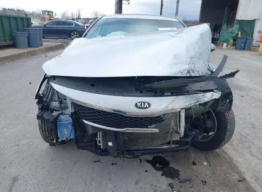 2018 KIA Optima Used VIN 5XXGT4L39JG186379 – odometer reading