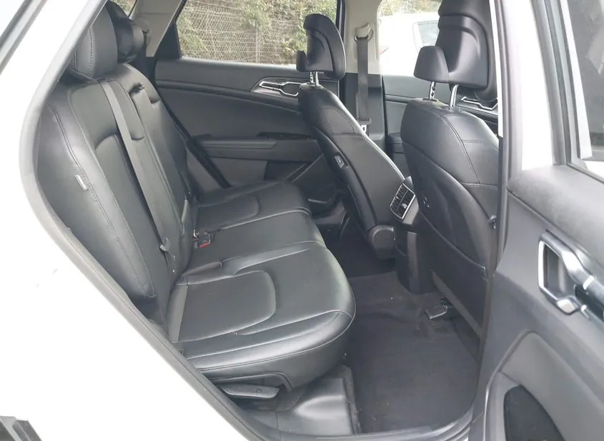 2025 KIA Sportage Used VIN 5XYK43DF0SG302141 – photo 13