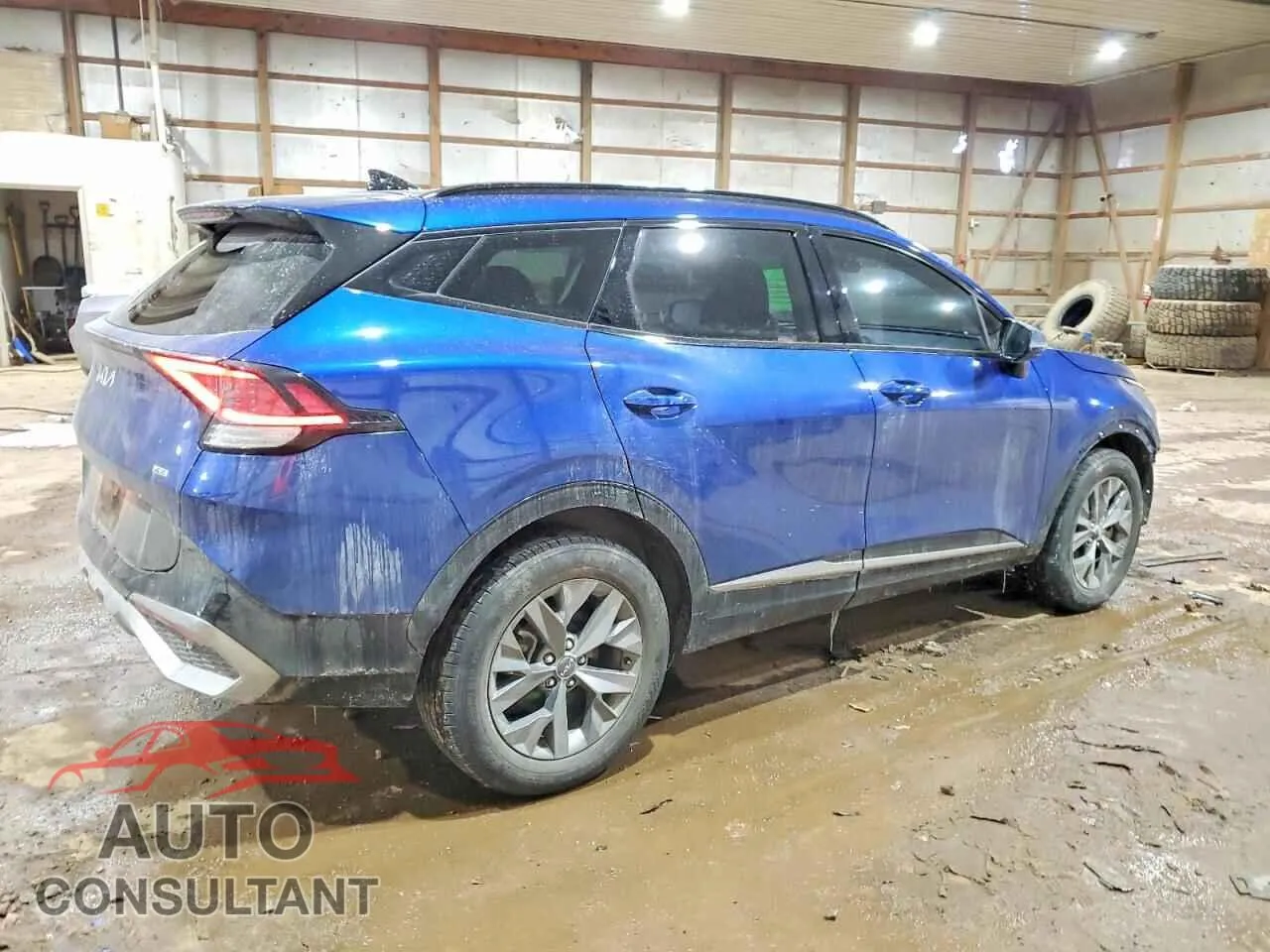 2023 KIA SPORTAGE Damaged VIN 5XYK4CAF3PG120560 – side profile