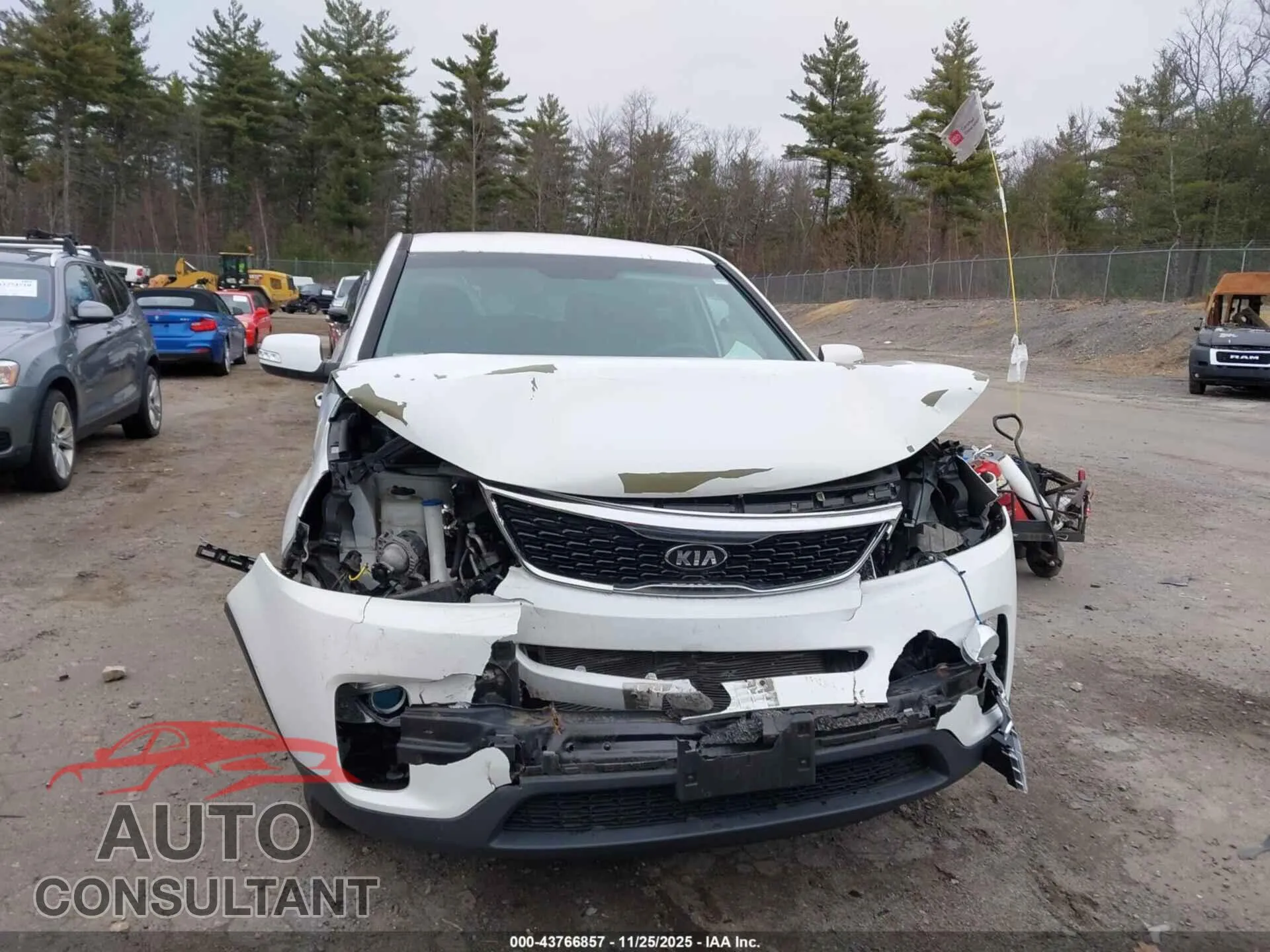 2015 KIA SORENTO Damaged VIN 5XYKT3A65FG648313 – engine bay