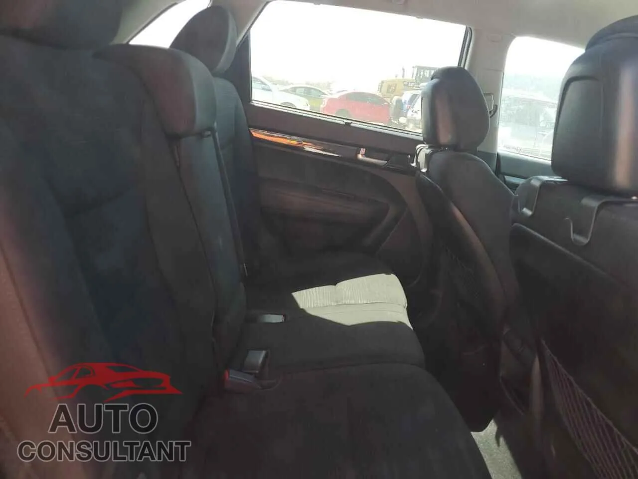 2014 KIA SORENTO Used VIN 5XYKT4A67EG432189 – photo 11