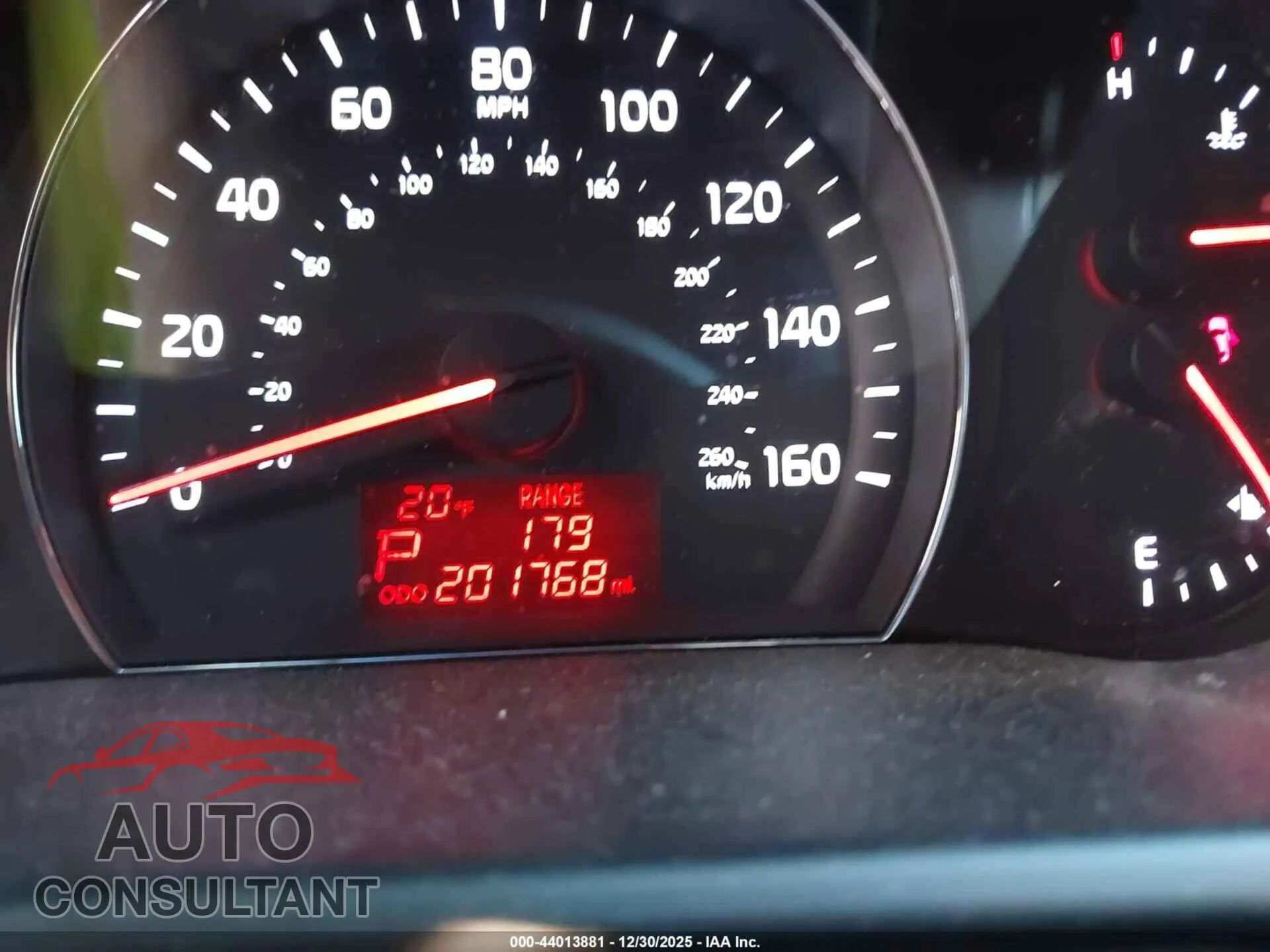 2015 KIA SORENTO Damaged VIN 5XYKTCA60FG571415 – photo 16 2015 KIA SORENTO Damaged VIN 5XYKTCA60FG571415 – photo 16