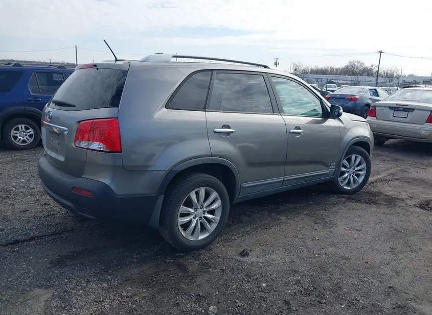 2011 KIA Sorento Used VIN 5XYKTDA2XBG047900 – engine bay