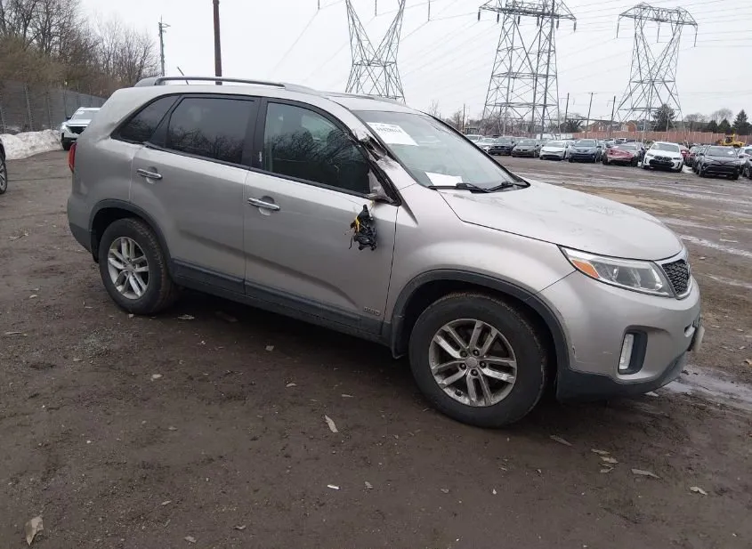2015 KIA Sorento Used VIN 5XYKTDA71FG609829 – photo 13