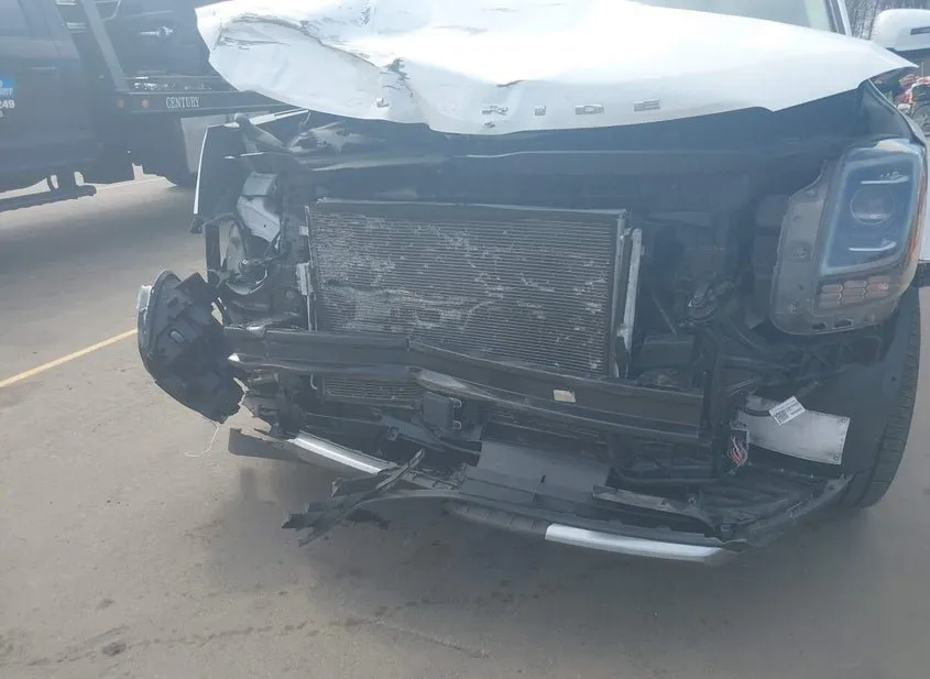 2020 KIA Telluride Used VIN 5XYP6DHC6LG085184 – trunk area