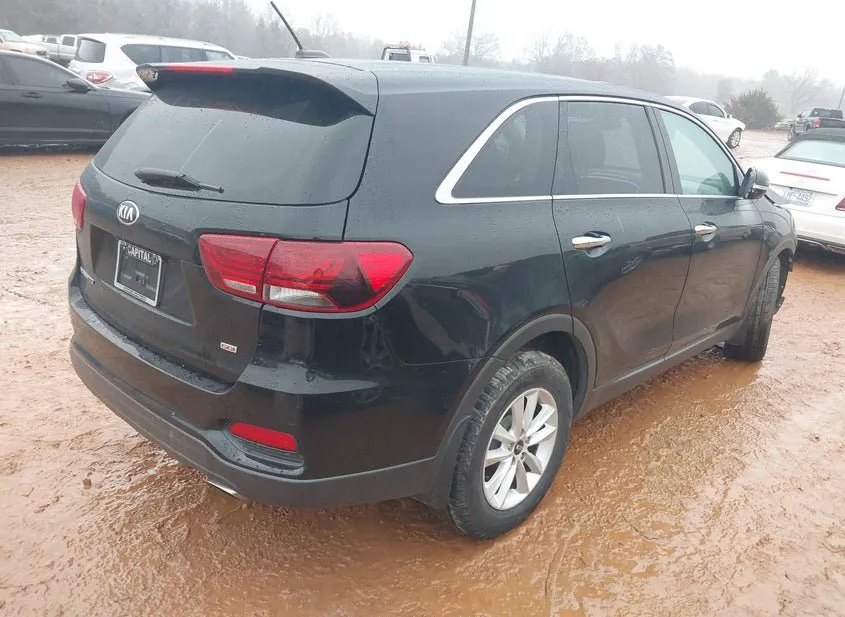 2019 KIA Sorento Used VIN 5XYPG4A39KG569503 – interior seats