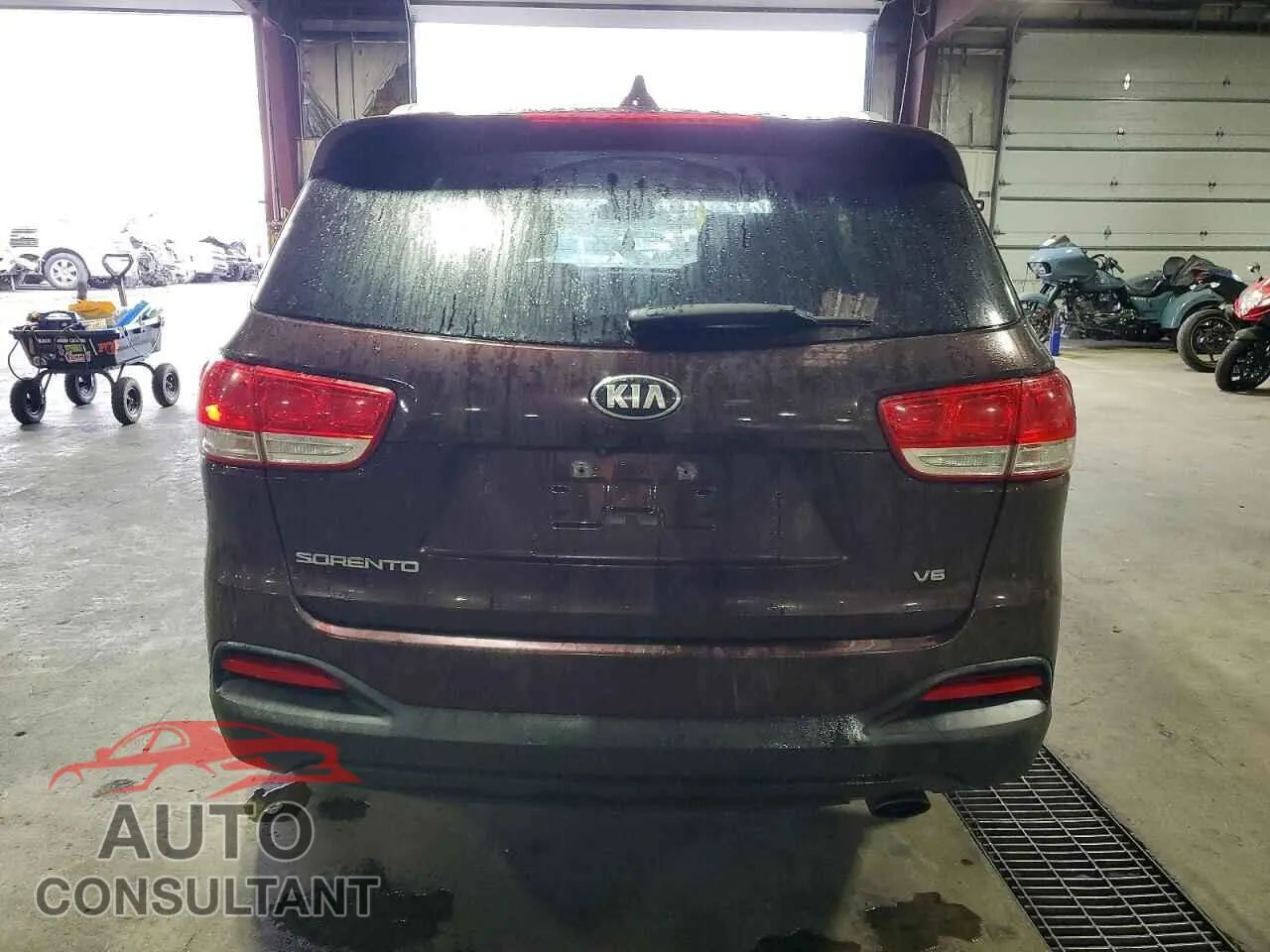 2016 KIA SORENTO Damaged VIN 5XYPG4A52GG049992 – engine bay