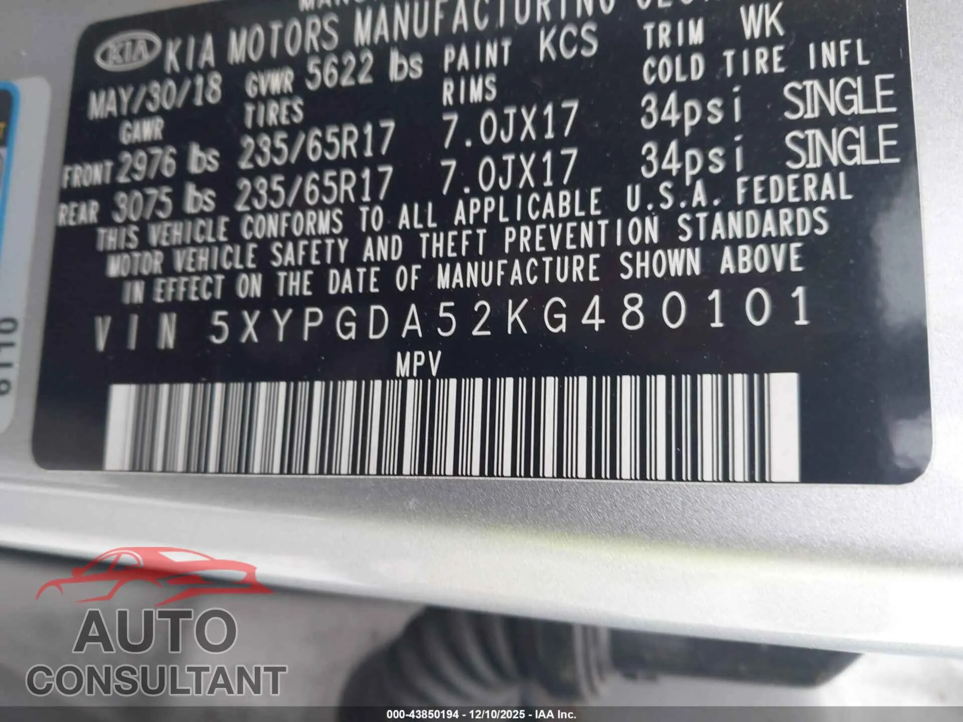 2019 KIA SORENTO Damaged VIN 5XYPGDA52KG480101 – trunk area